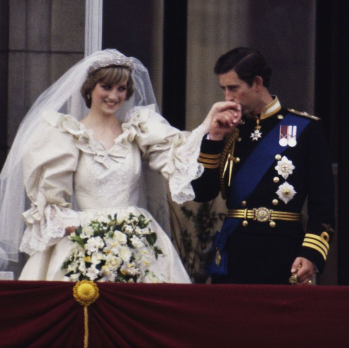 Princess diana wedding dress