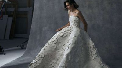 Oscar de la renta wedding dress